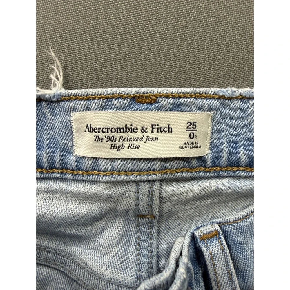 Abercrombie & Fitch The 90s Relaxed Jean Women's Light Wash High Rise 27x30